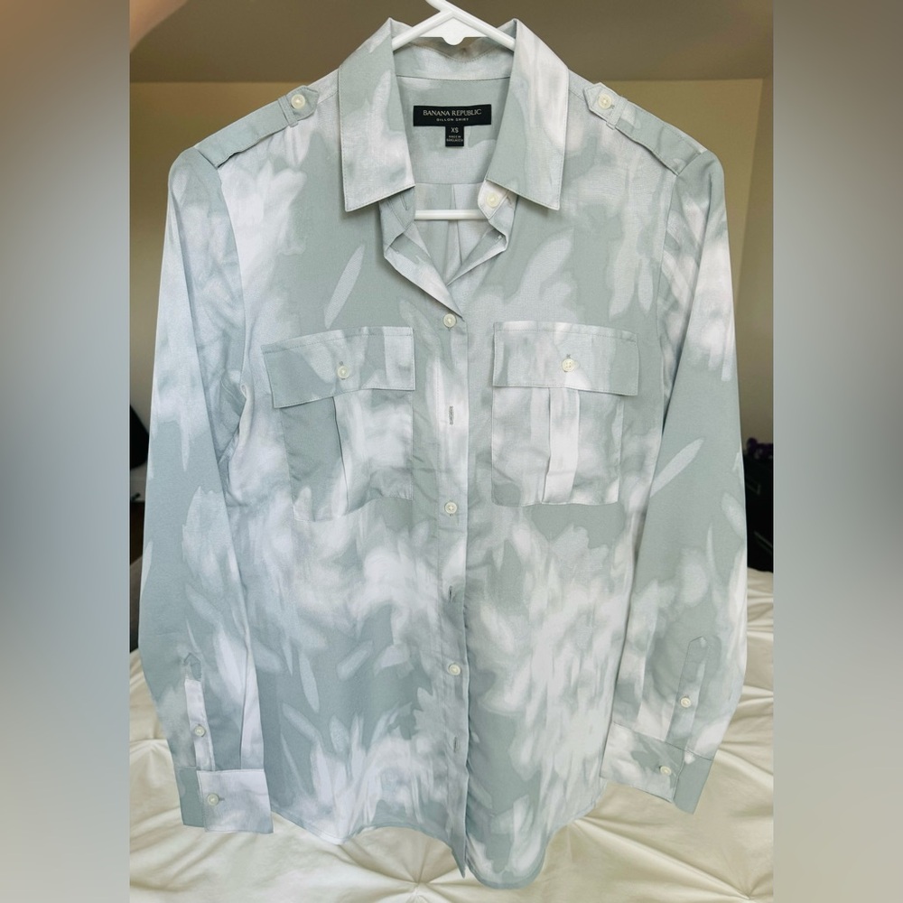 Banana Republic Dillon Shirt Blouse